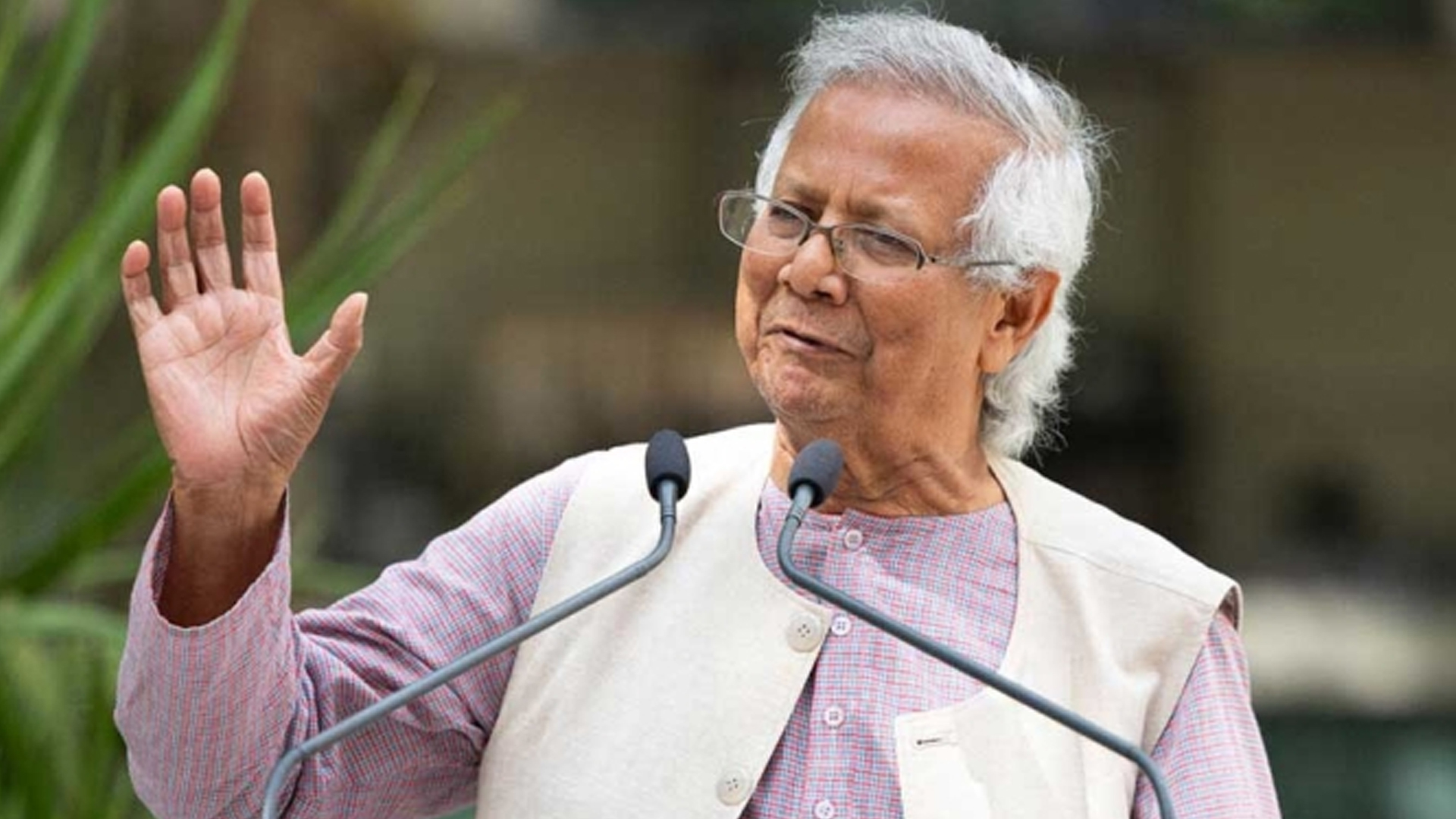 কথা দিচ্ছি বাংলাদেশে জঙ্গিবাদ মাথাচাড়া দেবে না: প্রধান উপদেষ্টা