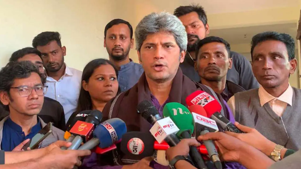 শেখ হাসিনাকে দেশে এনে সব হত্যাকাণ্ডের বিচারের মুখোমুখি করতে হবে : জোনায়েদ সাকি