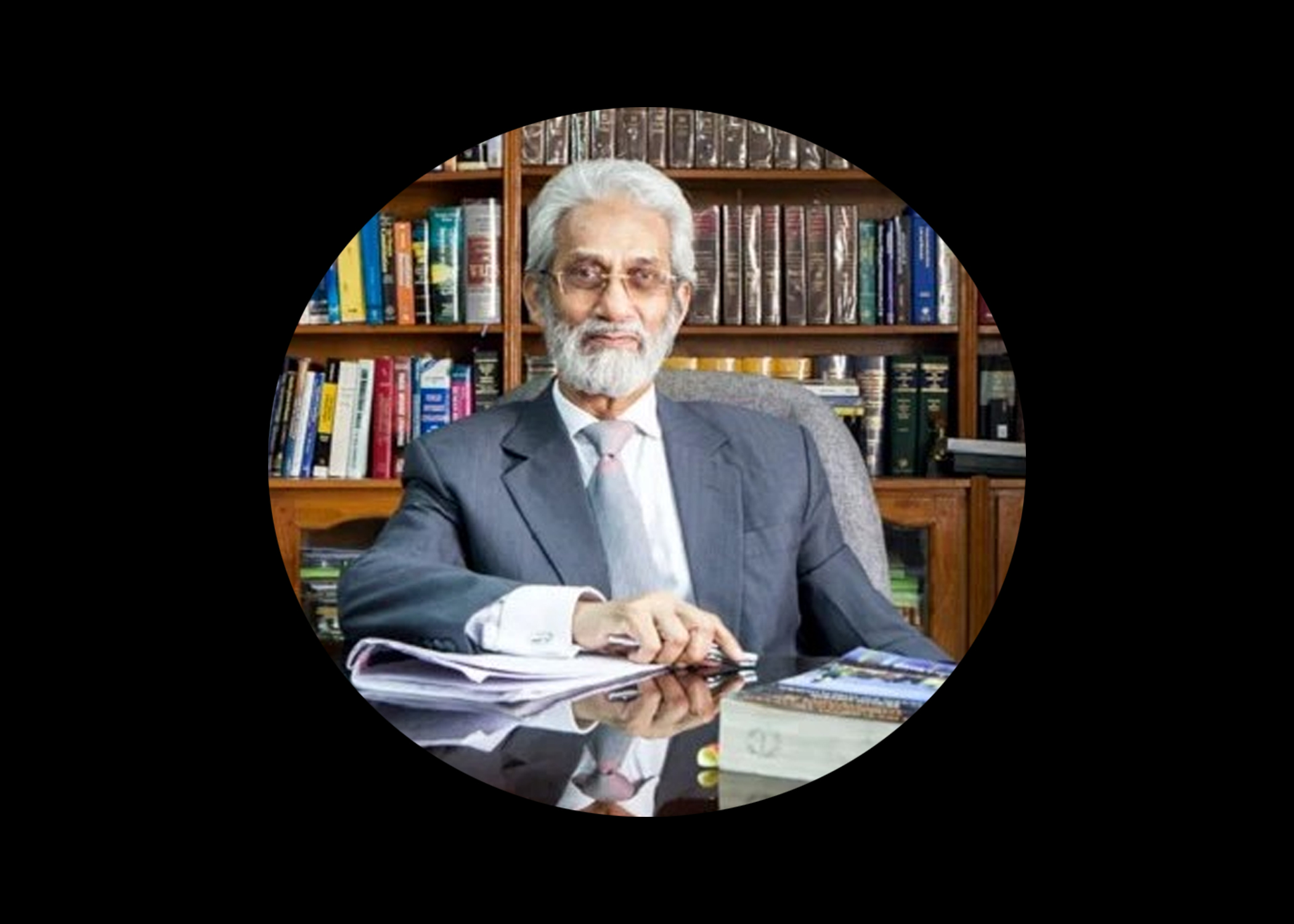 অন্তর্বর্তী সরকারের বিমান ও পর্যটন এবং ভূমি উপদেষ্টা এ এফ এম হাসান আরিফ আর নেই