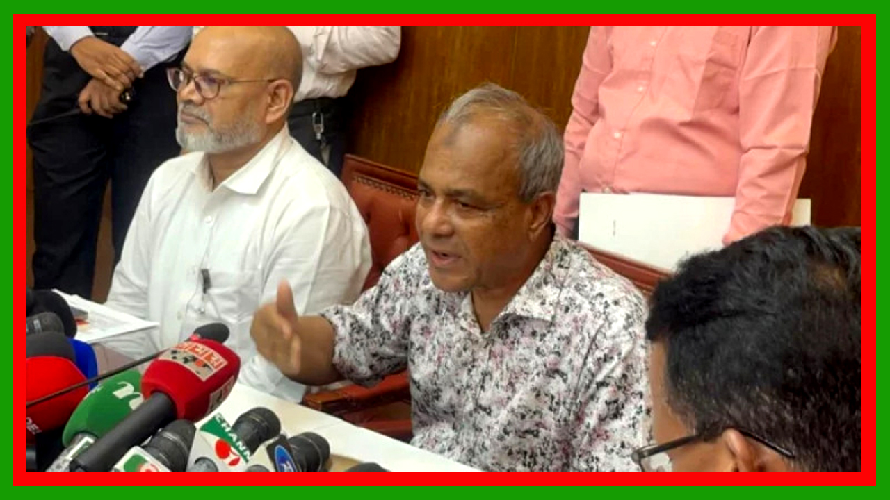 আইনশৃঙ্খলা বাহিনী দুর্গাপূজার নিরাপত্তার জন্য বুধবার থেকে মাঠে নামছে : স্বরাষ্ট্র উপদেষ্টা
