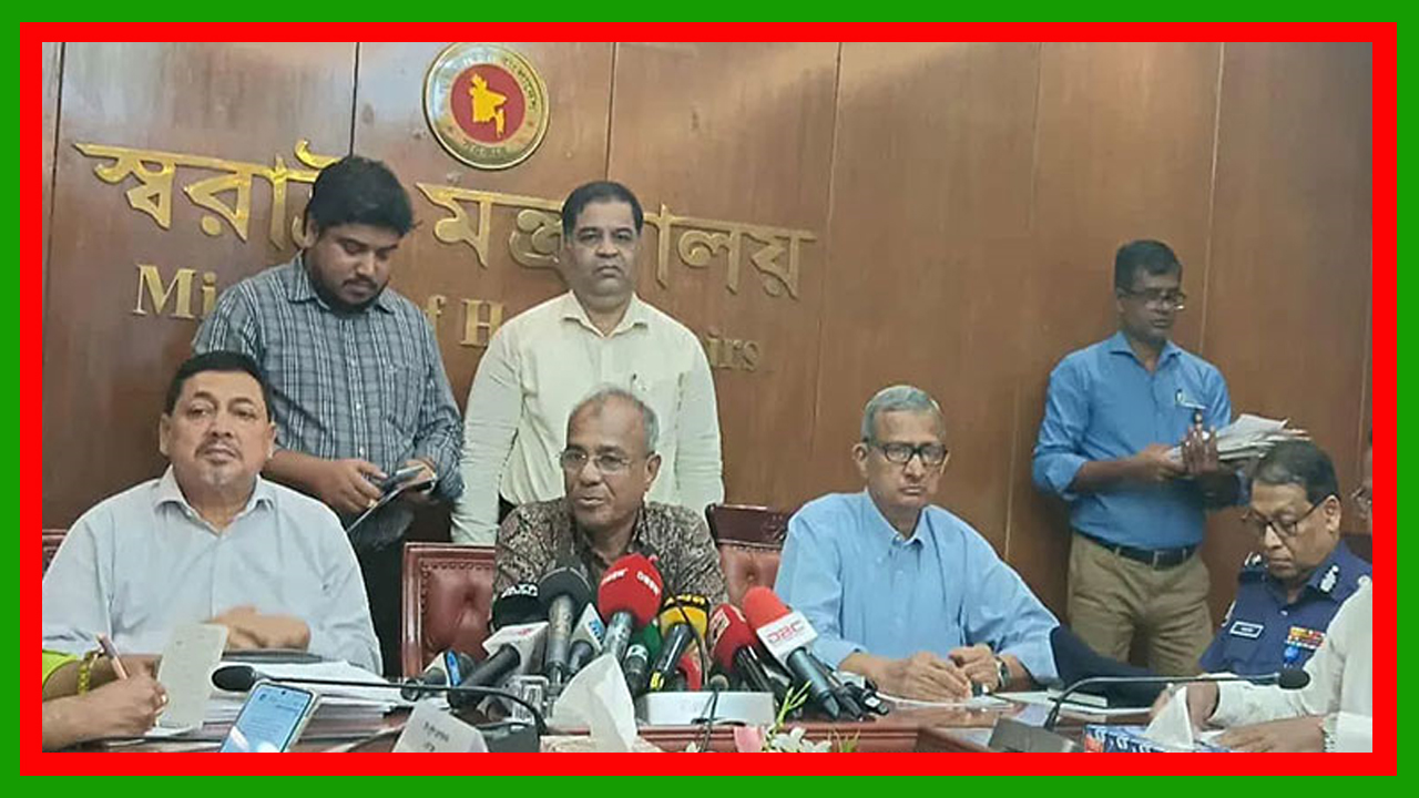 শারদীয় দুর্গাপূজা শান্তিপূর্ণভাবে সম্পন্ন করতে সকল প্রস্তুতি রয়েছে : স্বরাষ্ট্র উপদেষ্টা