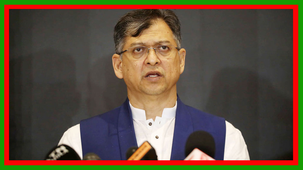 বহুদিন পর নির্বাচন হওয়ায় কিছু ত্রুটি-বিচ্যুতি হয়েছে, ডাকসুর বিজয়ীদের অভিনন্দন: সালাহউদ্দিন আহমদ