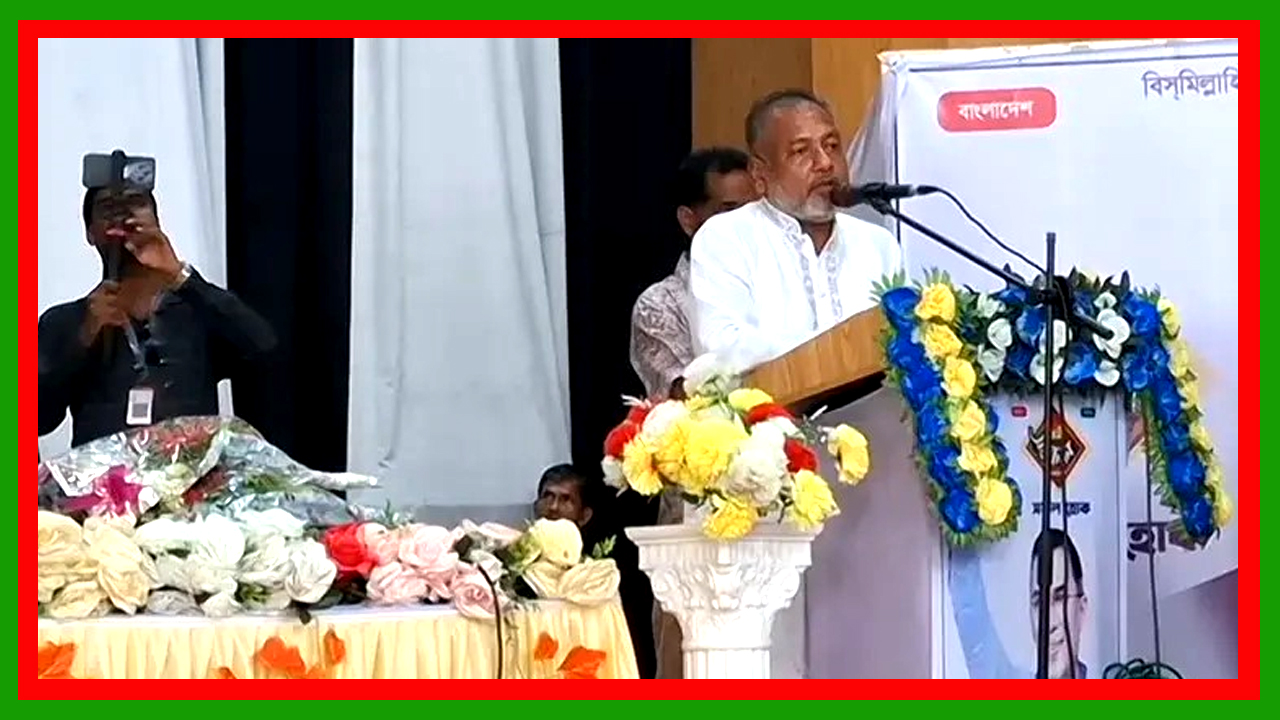 আমরা যাকে চাঁদাবাজির জন্য বহিষ্কার করেছি, একটি দল তাকে ফুল দিয়ে বরণ করে নিয়েছে : স্বেচ্ছাসেবক দলের সভাপতি