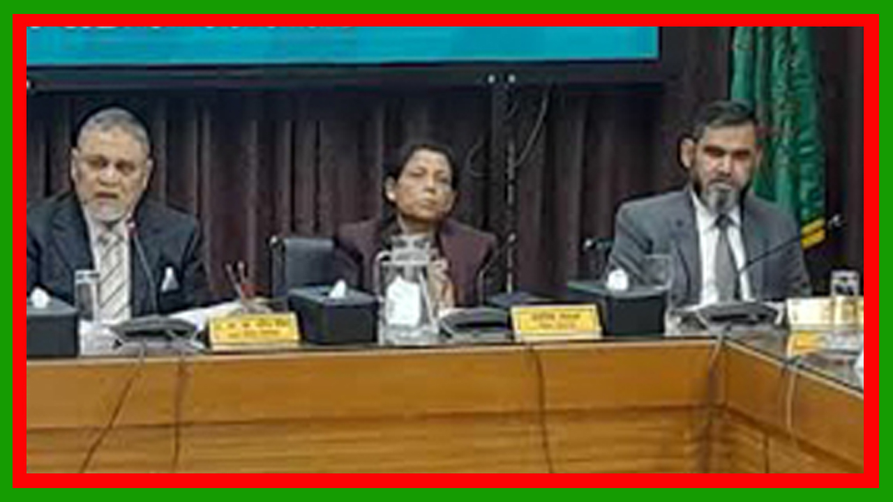দেশে গত ১৬ বছর নির্বাচনকে খারাপ করার ভূমিকায় আইন-শৃঙ্খলা বাহিনী ছিল : ইসি মো. সানাউল্লাহ