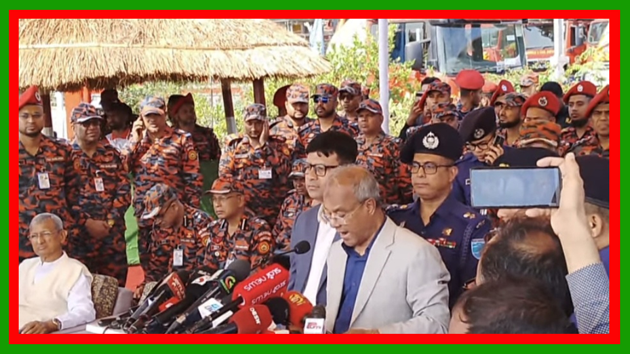 আইজিপি প্রত্যাহার ইস্যুতে সাংবাদিকদের প্রশ্নের জবাবে নিরব থাকলেন স্বরাষ্ট্র উপদেষ্টা