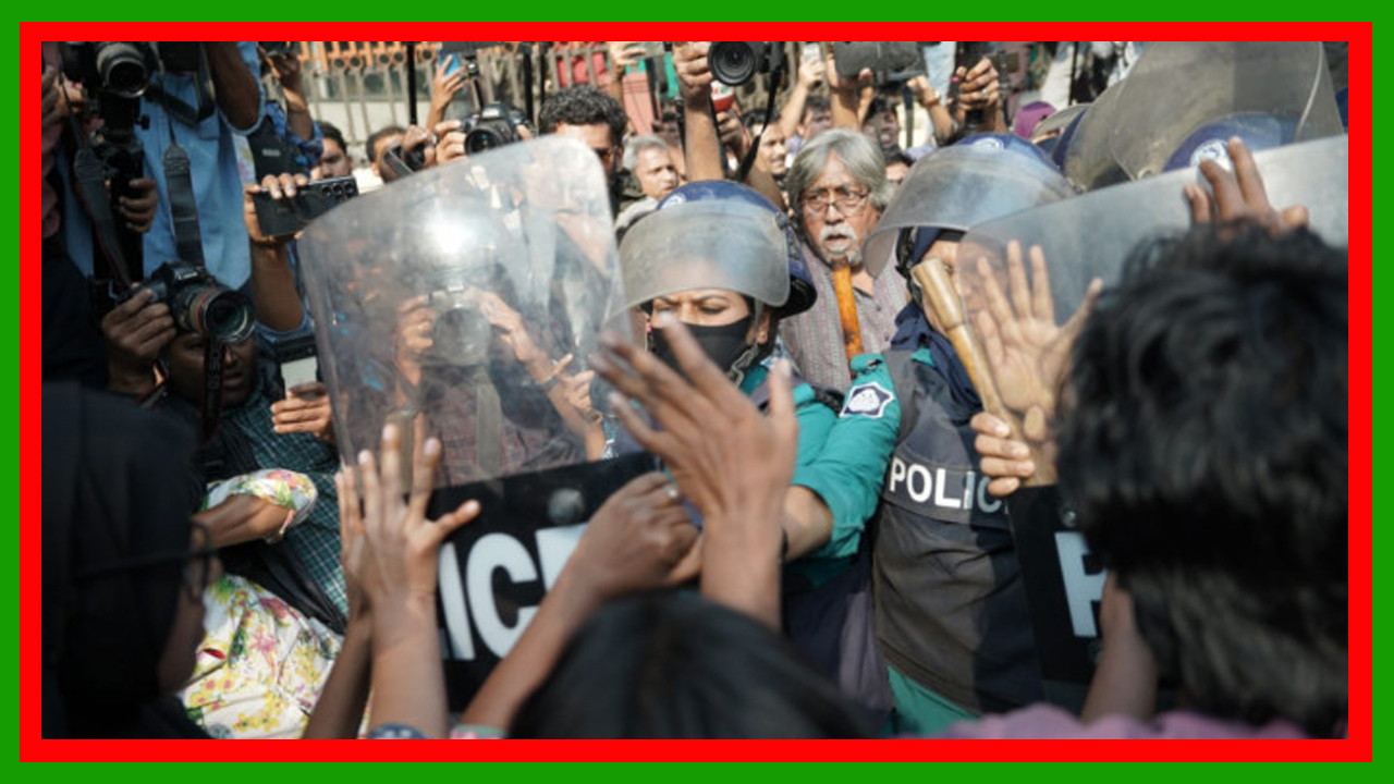 ডাকসুর ভিপির নেতৃত্বে স্বরাষ্ট্র উপদেষ্টার কার্যালয় ঘেরাও কর্মসূচিতে পুলিশের বাধা