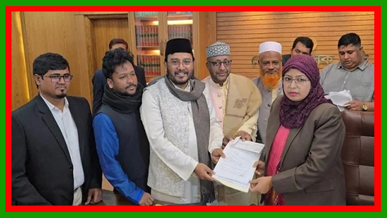 এবি পার্টির চেয়ারম্যান মজিবুর রহমান মঞ্জু ফেনী-২ আসনে মনোনয়নপত্র জমা দিলেন