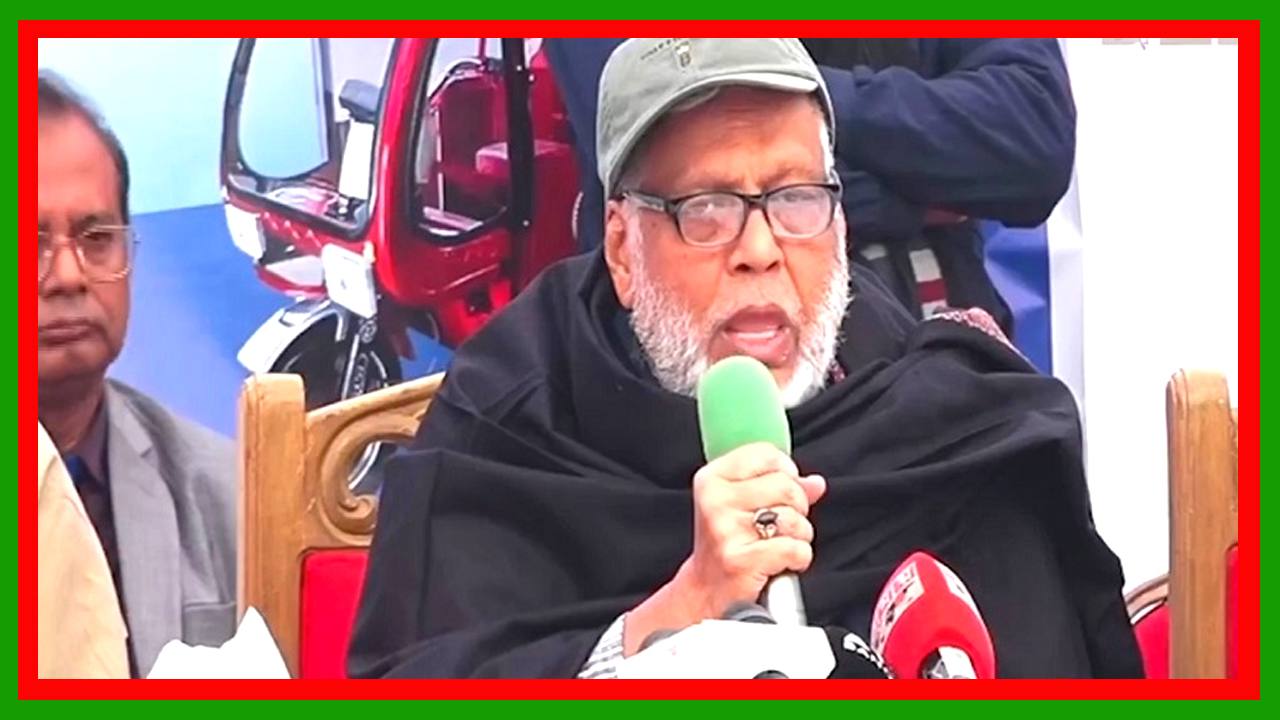 চালকদের পরিবারের কথা চিন্তা করে রাজধানী থেকে ব্যাটারিচালিত রিকশা উঠিয়ে দেয়া যায় না : ফাওজুল কবির