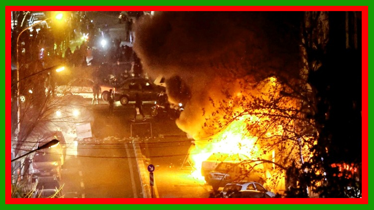 ইরানে চলমান সরকারবিরোধী বিক্ষোভে নিরাপত্তা সদস্যসহ প্রায় দুই হাজার মানুষ নিহত