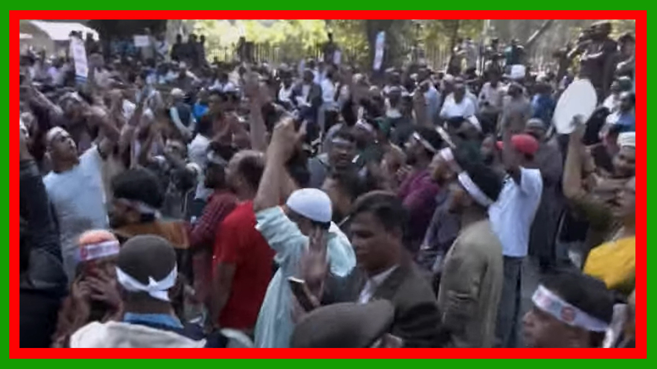 আন্দোলনকারী সরকারি কর্মকর্তা-কর্মচারীদের যমুনার সামনে থেকে সরিয়ে দিয়েছে পুলিশ