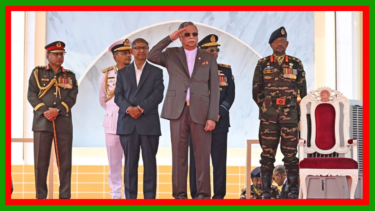 দীর্ঘ ১৮ বছর পর স্বাধীনতা দিবসে অনুষ্ঠিত হল সশস্ত্র বাহিনীর বর্ণাঢ্য কুচকাওয়াজ ও দেশের সামরিক সক্ষমতা প্রদর্শনী