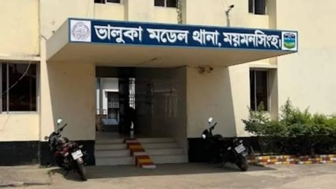 ভালুকায় সেলুন ব্যবসায়ীকে ছুরিকাঘাতে হত্যার ঘটনায় গ্রেপ্তার ১